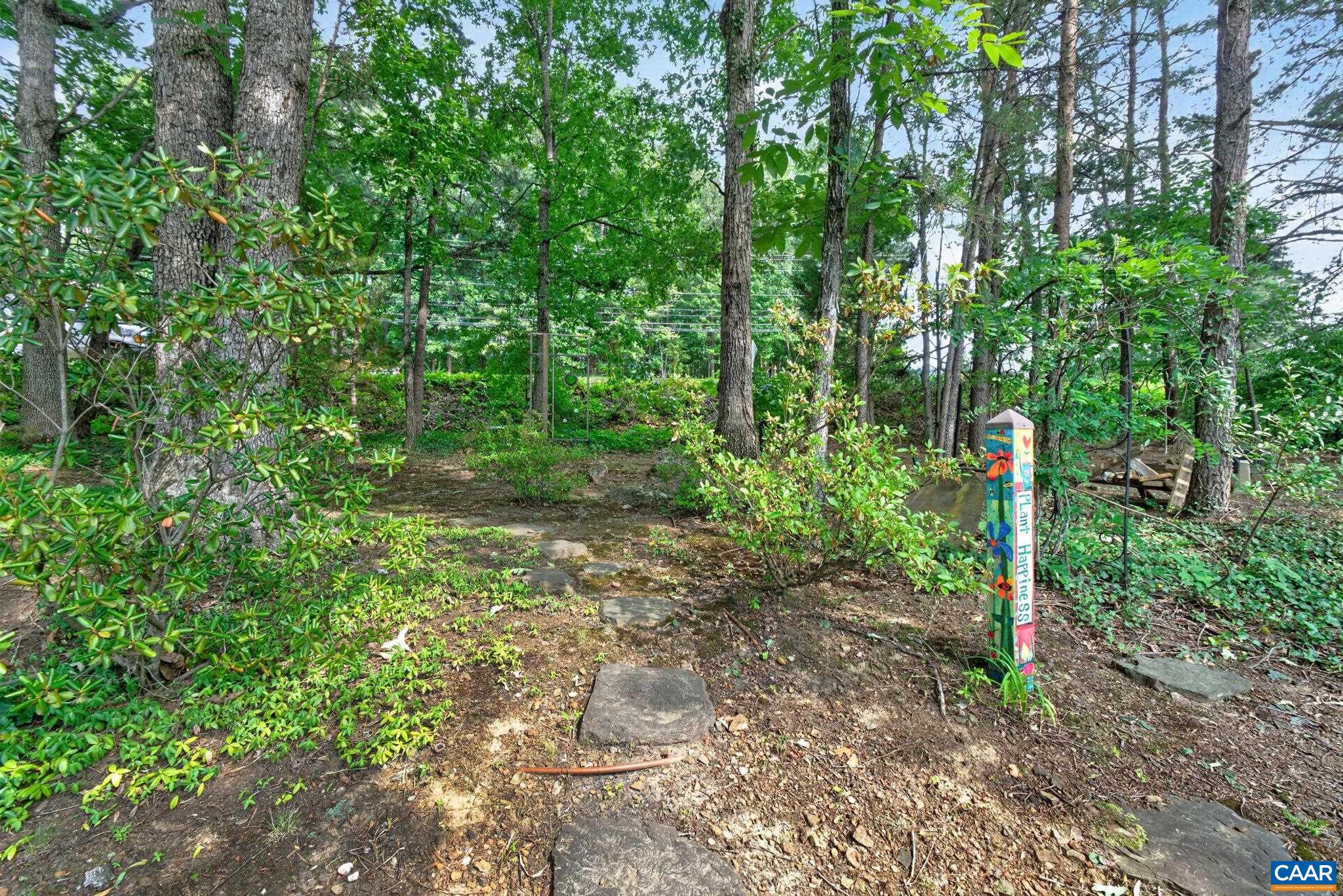 43 CREEKSIDE CIR, CHARLOTTESVILLE, Virginia 22902, 3 Bedrooms Bedrooms, ,2 BathroomsBathrooms,Residential,43 CREEKSIDE CIR,678464 MLS # 678464 43 CREEKSIDE CIR, CHARLOTTESVILLE, Virginia 22902, 3 Bedrooms Bedrooms, ,2 BathroomsBathrooms,Residential,43 CREEKSIDE CIR,678464 MLS # 678464