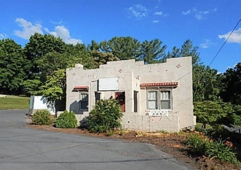 2505 N AUGUSTA ST, STAUNTON, Virginia 24401, ,Commercial,2505 N AUGUSTA ST,678470 MLS # 678470