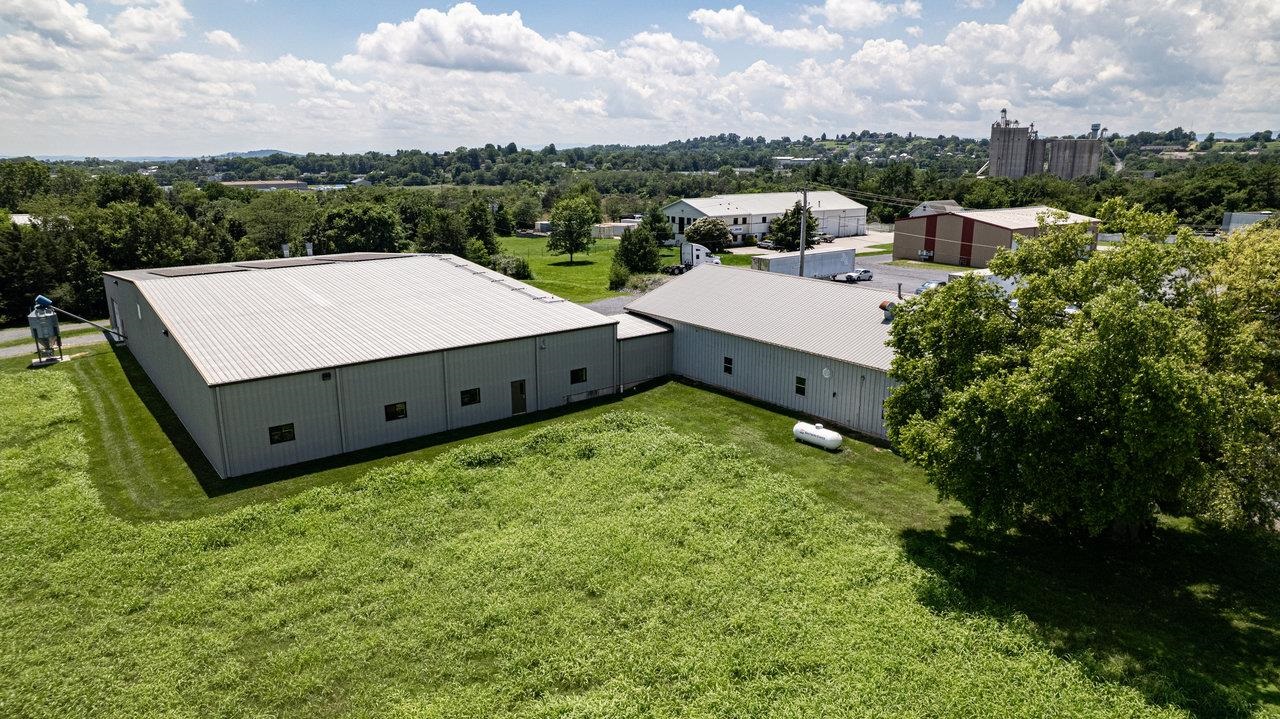 641 ACORN DR, HARRISONBURG, Virginia 22802, ,Commercial,641 ACORN DR,678493 MLS # 678493 641 ACORN DR, HARRISONBURG, Virginia 22802, ,Commercial,641 ACORN DR,678493 MLS # 678493