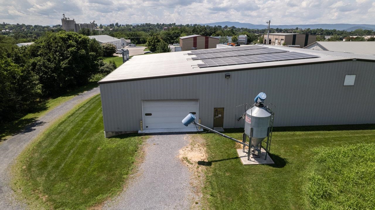 641 ACORN DR, HARRISONBURG, Virginia 22802, ,Commercial,641 ACORN DR,678493 MLS # 678493 641 ACORN DR, HARRISONBURG, Virginia 22802, ,Commercial,641 ACORN DR,678493 MLS # 678493