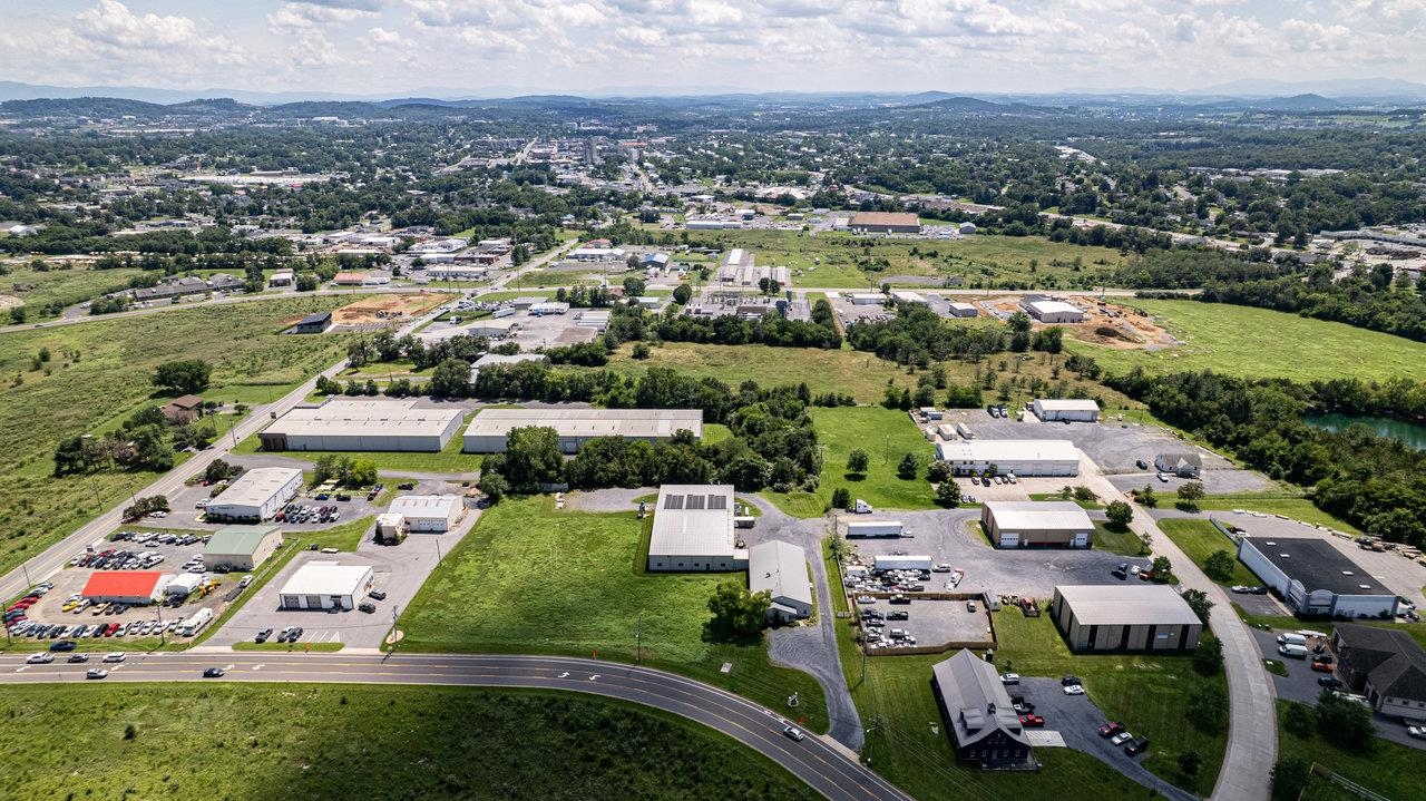 641 ACORN DR, HARRISONBURG, Virginia 22802, ,Commercial,641 ACORN DR,678493 MLS # 678493 641 ACORN DR, HARRISONBURG, Virginia 22802, ,Commercial,641 ACORN DR,678493 MLS # 678493