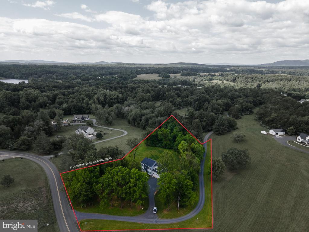 15445 LAKE VISTA LANE, CULPEPER, Virginia 22701, 4 Bedrooms Bedrooms, ,4 BathroomsBathrooms,Residential,15445 LAKE VISTA LANE,VACU2013998 MLS # VACU2013998 15445 LAKE VISTA LANE, CULPEPER, Virginia 22701, 4 Bedrooms Bedrooms, ,4 BathroomsBathrooms,Residential,15445 LAKE VISTA LANE,VACU2013998 MLS # VACU2013998