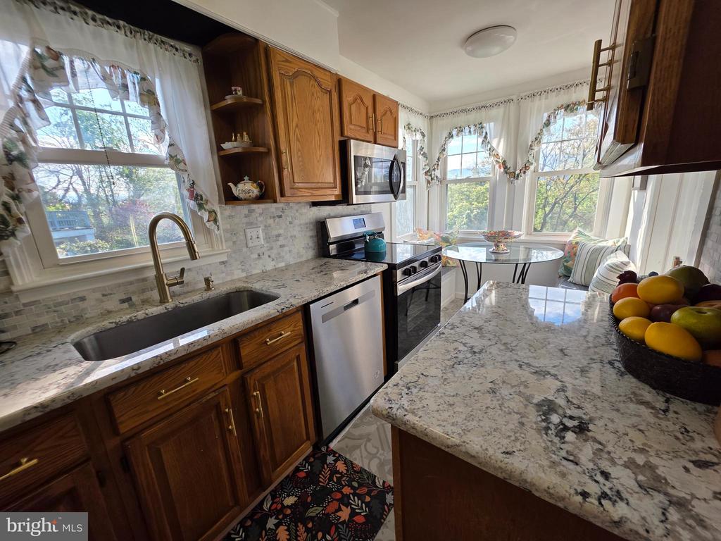 175 S COURT ST S, LURAY, Virginia 22835, 3 Bedrooms Bedrooms, ,2 BathroomsBathrooms,Residential,175 S COURT ST S,VAPA2006558 MLS # VAPA2006558 175 S COURT ST S, LURAY, Virginia 22835, 3 Bedrooms Bedrooms, ,2 BathroomsBathrooms,Residential,175 S COURT ST S,VAPA2006558 MLS # VAPA2006558