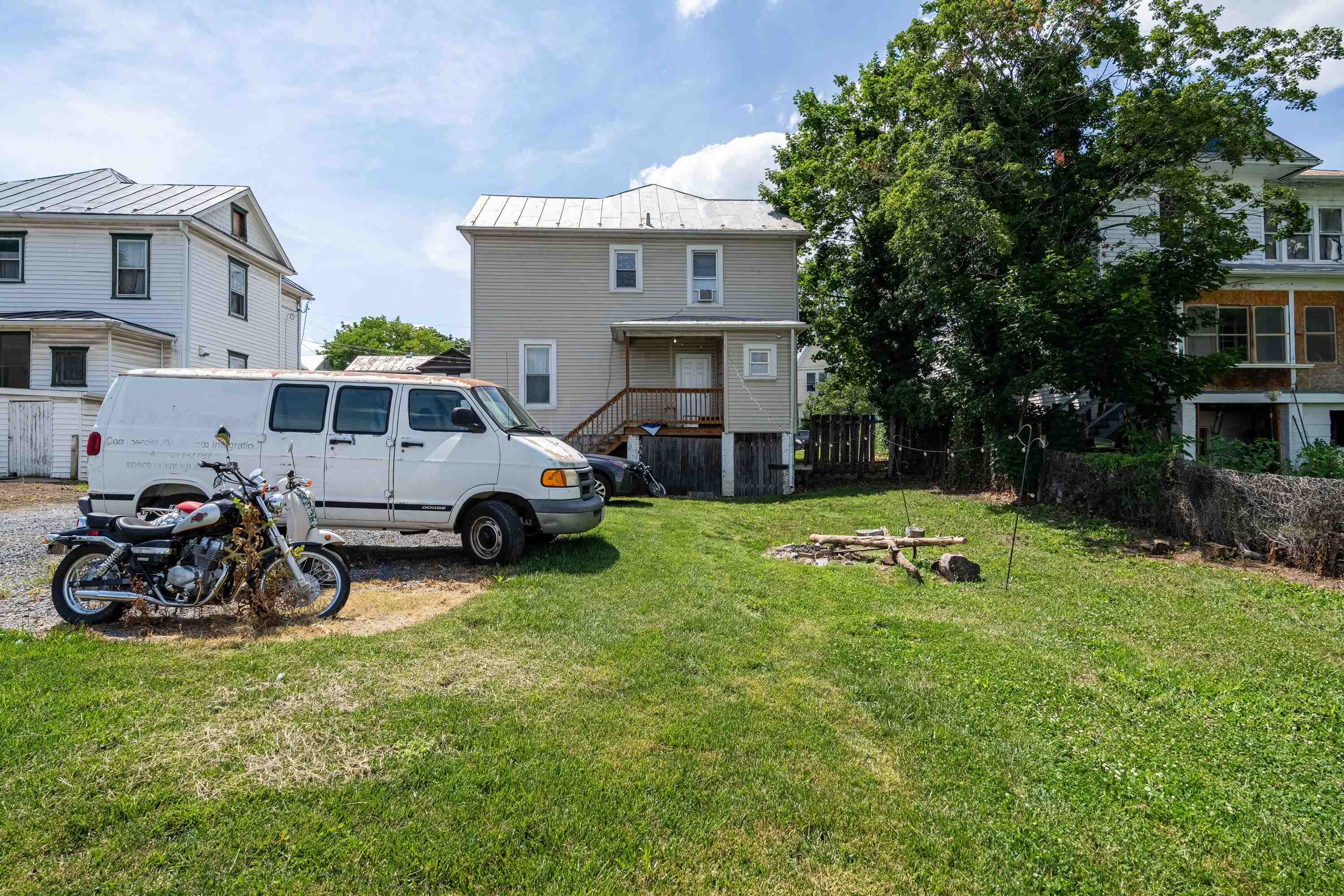 438 COLLICELLO ST, HARRISONBURG, Virginia 22802, 4 Bedrooms Bedrooms, ,1 BathroomBathrooms,Residential,438 COLLICELLO ST,678473 MLS # 678473 438 COLLICELLO ST, HARRISONBURG, Virginia 22802, 4 Bedrooms Bedrooms, ,1 BathroomBathrooms,Residential,438 COLLICELLO ST,678473 MLS # 678473