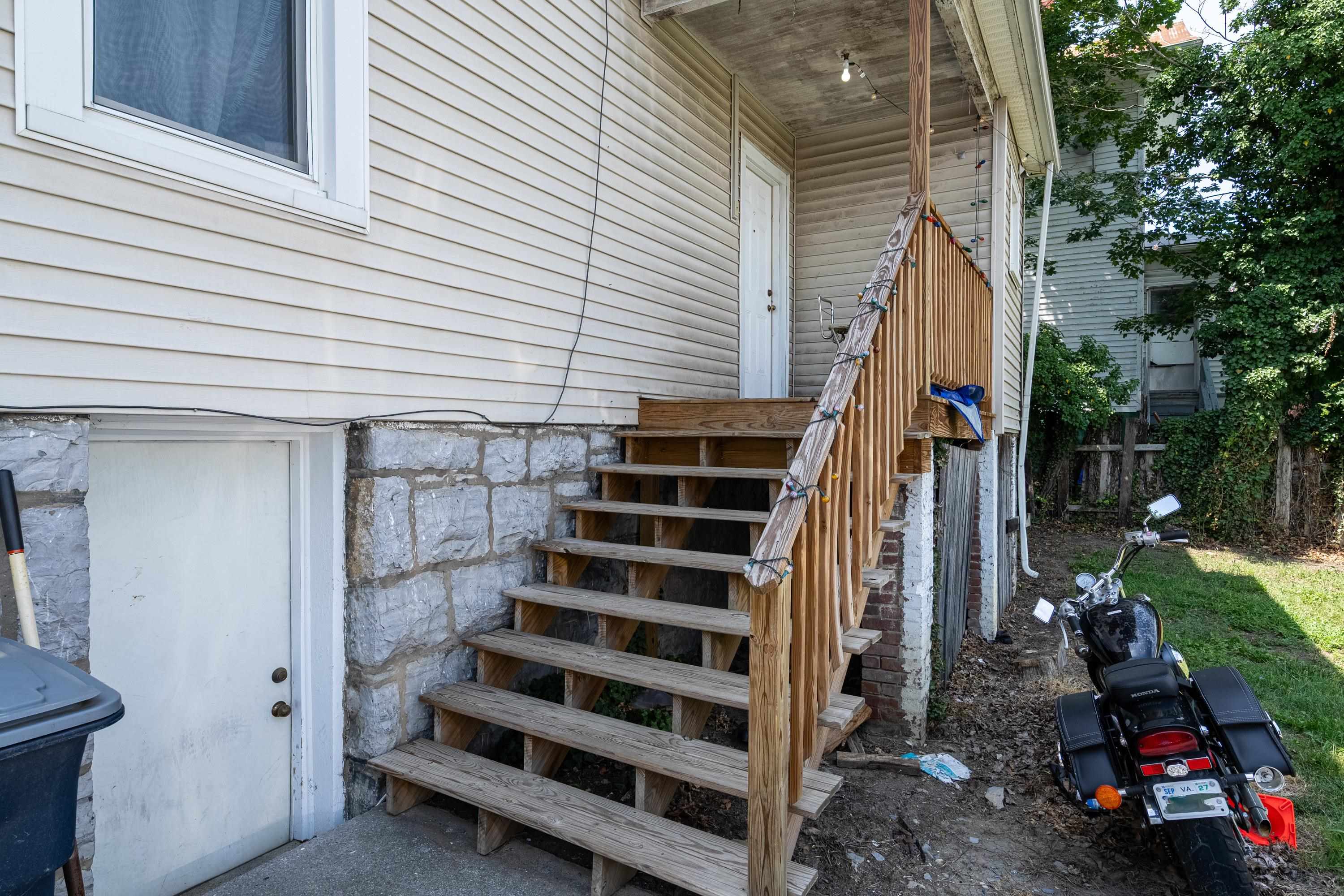 438 COLLICELLO ST, HARRISONBURG, Virginia 22802, 4 Bedrooms Bedrooms, ,1 BathroomBathrooms,Residential,438 COLLICELLO ST,678473 MLS # 678473 438 COLLICELLO ST, HARRISONBURG, Virginia 22802, 4 Bedrooms Bedrooms, ,1 BathroomBathrooms,Residential,438 COLLICELLO ST,678473 MLS # 678473