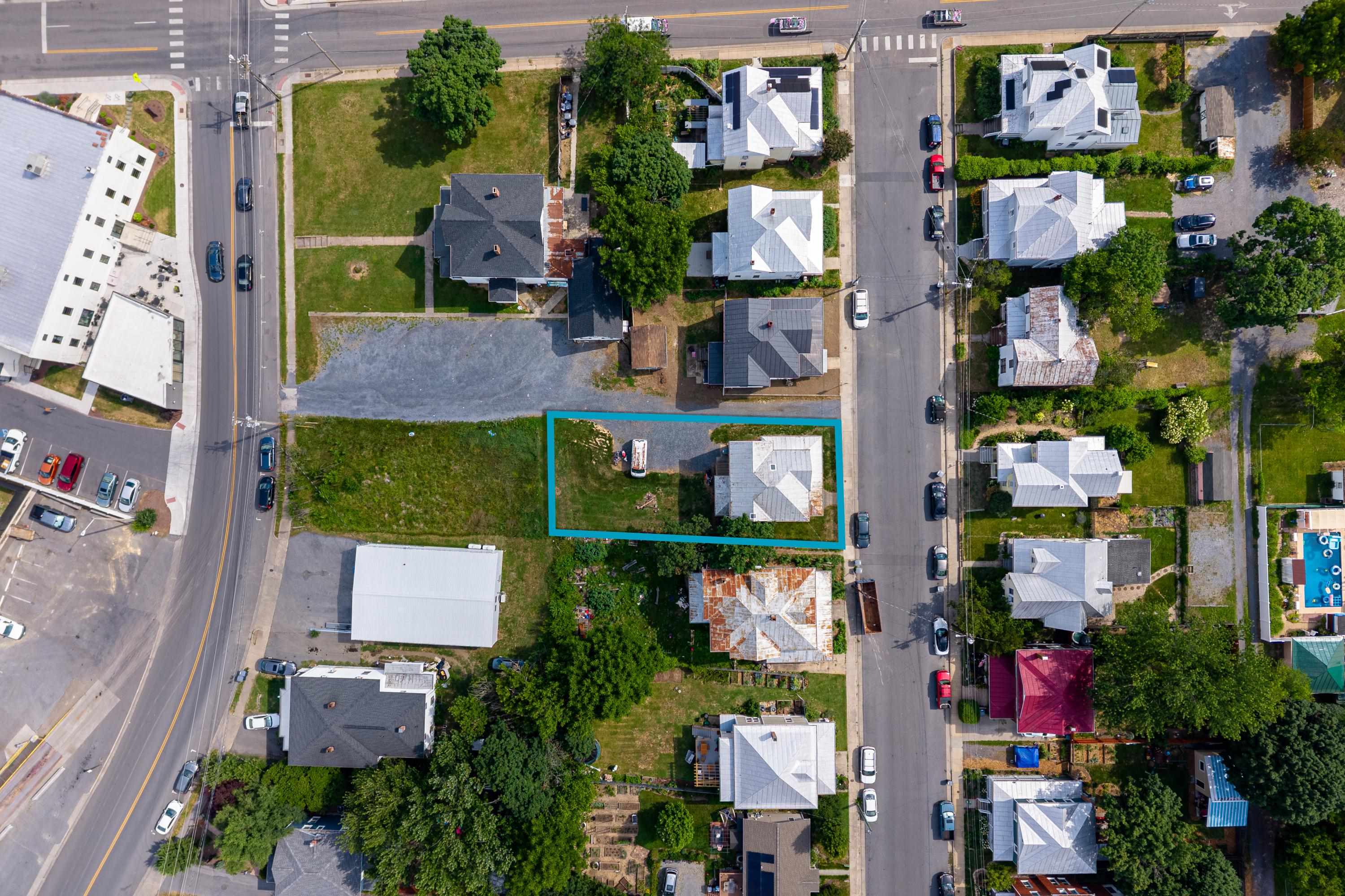 438 COLLICELLO ST, HARRISONBURG, Virginia 22802, 4 Bedrooms Bedrooms, ,1 BathroomBathrooms,Residential,438 COLLICELLO ST,678473 MLS # 678473 438 COLLICELLO ST, HARRISONBURG, Virginia 22802, 4 Bedrooms Bedrooms, ,1 BathroomBathrooms,Residential,438 COLLICELLO ST,678473 MLS # 678473