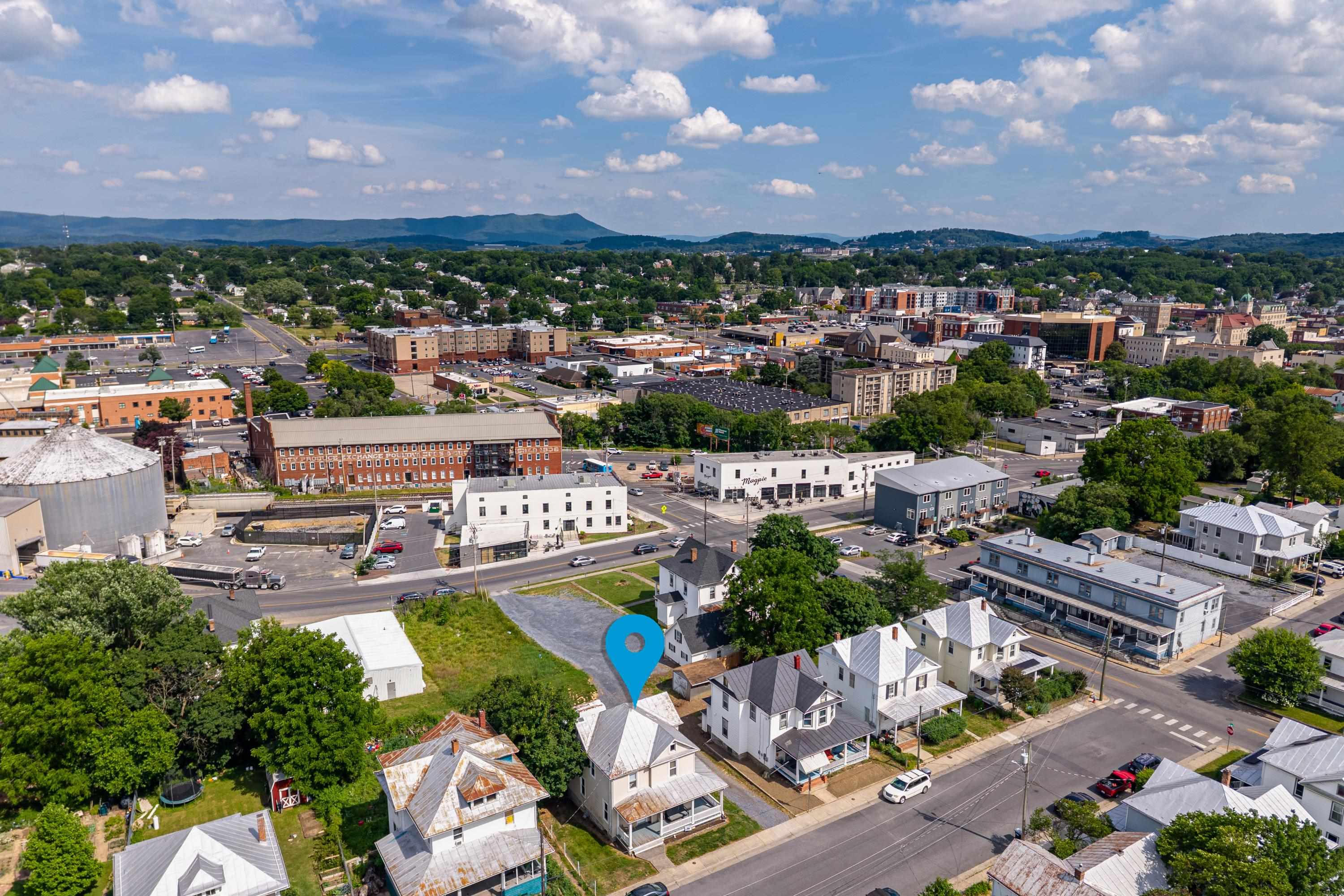 438 COLLICELLO ST, HARRISONBURG, Virginia 22802, 4 Bedrooms Bedrooms, ,1 BathroomBathrooms,Residential,438 COLLICELLO ST,678473 MLS # 678473 438 COLLICELLO ST, HARRISONBURG, Virginia 22802, 4 Bedrooms Bedrooms, ,1 BathroomBathrooms,Residential,438 COLLICELLO ST,678473 MLS # 678473