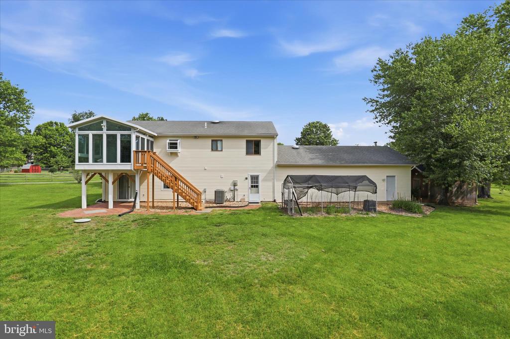7264 TWILIGHT CT, WARRENTON, Virginia 20187, 4 Bedrooms Bedrooms, ,3 BathroomsBathrooms,Residential,7264 TWILIGHT CT,VAFQ2022296 MLS # VAFQ2022296