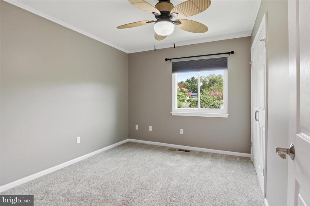 7264 TWILIGHT CT, WARRENTON, Virginia 20187, 4 Bedrooms Bedrooms, ,3 BathroomsBathrooms,Residential,7264 TWILIGHT CT,VAFQ2022296 MLS # VAFQ2022296