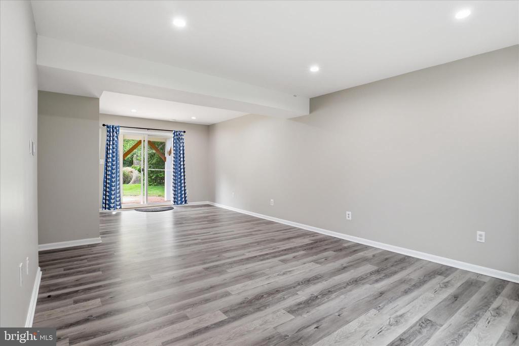 7264 TWILIGHT CT, WARRENTON, Virginia 20187, 4 Bedrooms Bedrooms, ,3 BathroomsBathrooms,Residential,7264 TWILIGHT CT,VAFQ2022296 MLS # VAFQ2022296