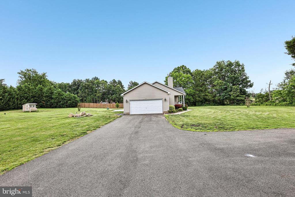 1550 COURTHOUSE RD, CATLETT, Virginia 20119, 3 Bedrooms Bedrooms, ,2 BathroomsBathrooms,Residential,1550 COURTHOUSE RD,VAFQ2022234 MLS # VAFQ2022234 1550 COURTHOUSE RD, CATLETT, Virginia 20119, 3 Bedrooms Bedrooms, ,2 BathroomsBathrooms,Residential,1550 COURTHOUSE RD,VAFQ2022234 MLS # VAFQ2022234