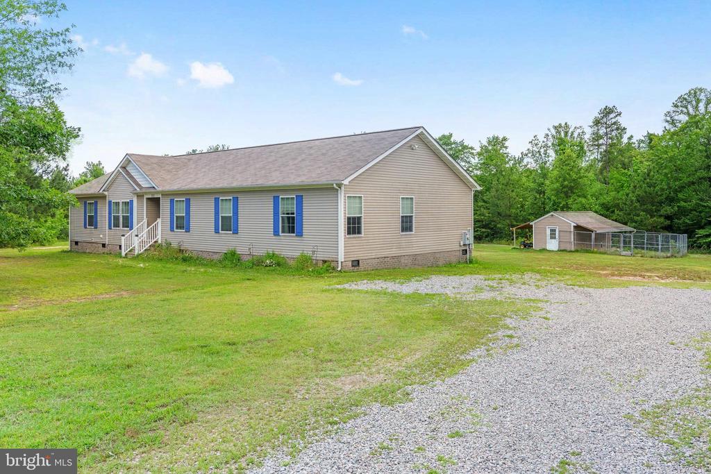 212 BRIAR CIR, BUMPASS, Virginia 23024, 4 Bedrooms Bedrooms, ,2 BathroomsBathrooms,Residential,212 BRIAR CIR,VALA2010082 MLS # VALA2010082 212 BRIAR CIR, BUMPASS, Virginia 23024, 4 Bedrooms Bedrooms, ,2 BathroomsBathrooms,Residential,212 BRIAR CIR,VALA2010082 MLS # VALA2010082