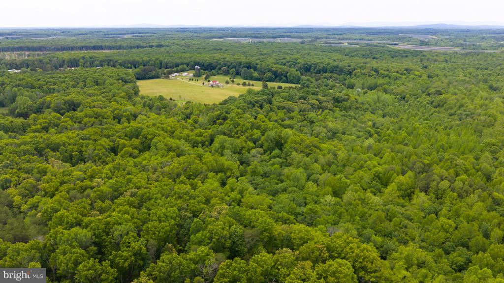 12501 W CATHARPIN RD, SPOTSYLVANIA, Virginia 22551, 4 Bedrooms Bedrooms, ,3 BathroomsBathrooms,Residential,12501 W CATHARPIN RD,VASP2042994 MLS # VASP2042994