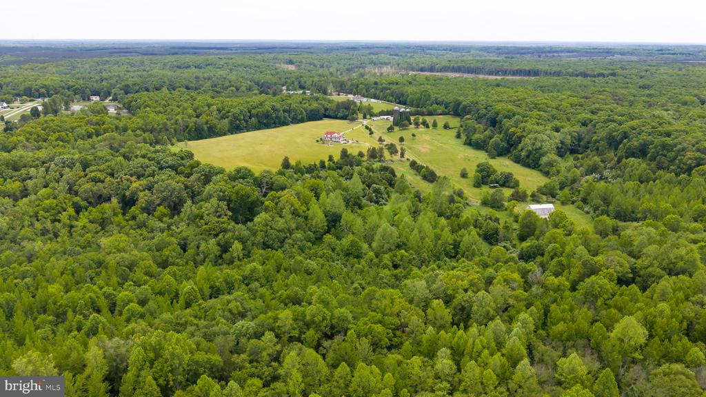 12501 W CATHARPIN RD, SPOTSYLVANIA, Virginia 22551, 4 Bedrooms Bedrooms, ,3 BathroomsBathrooms,Residential,12501 W CATHARPIN RD,VASP2042994 MLS # VASP2042994