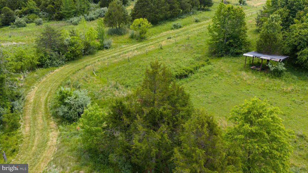 12501 W CATHARPIN RD, SPOTSYLVANIA, Virginia 22551, 4 Bedrooms Bedrooms, ,3 BathroomsBathrooms,Residential,12501 W CATHARPIN RD,VASP2042994 MLS # VASP2042994