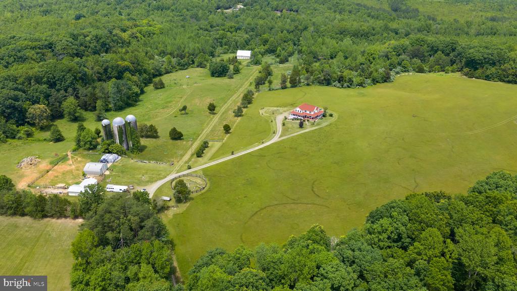 12501 W CATHARPIN RD, SPOTSYLVANIA, Virginia 22551, 4 Bedrooms Bedrooms, ,3 BathroomsBathrooms,Residential,12501 W CATHARPIN RD,VASP2042994 MLS # VASP2042994