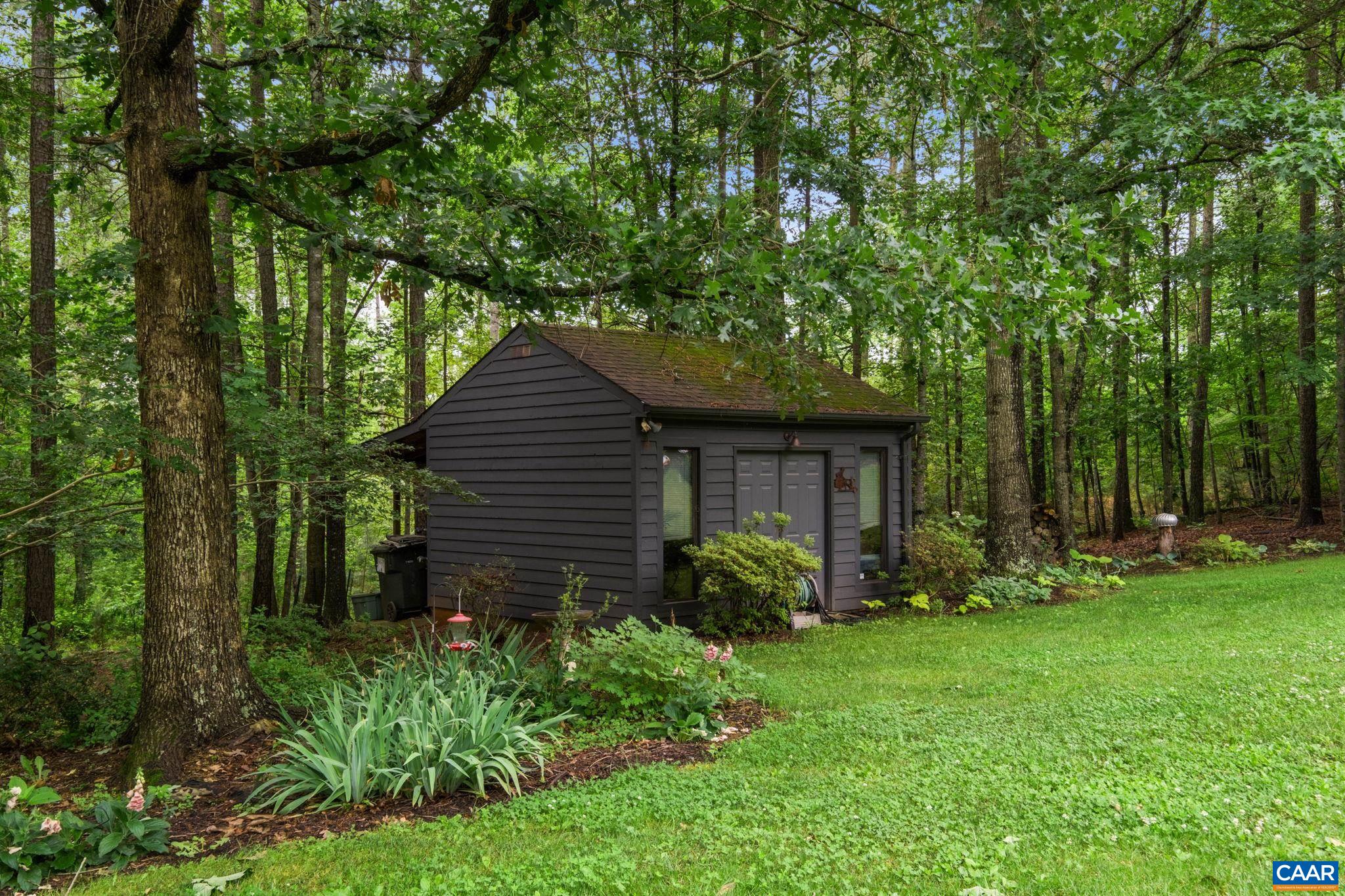 3309 MARTIN KINGS RD, CHARLOTTESVILLE, Virginia 22902, 4 Bedrooms Bedrooms, ,3 BathroomsBathrooms,Residential,3309 MARTIN KINGS RD,677814 MLS # 677814