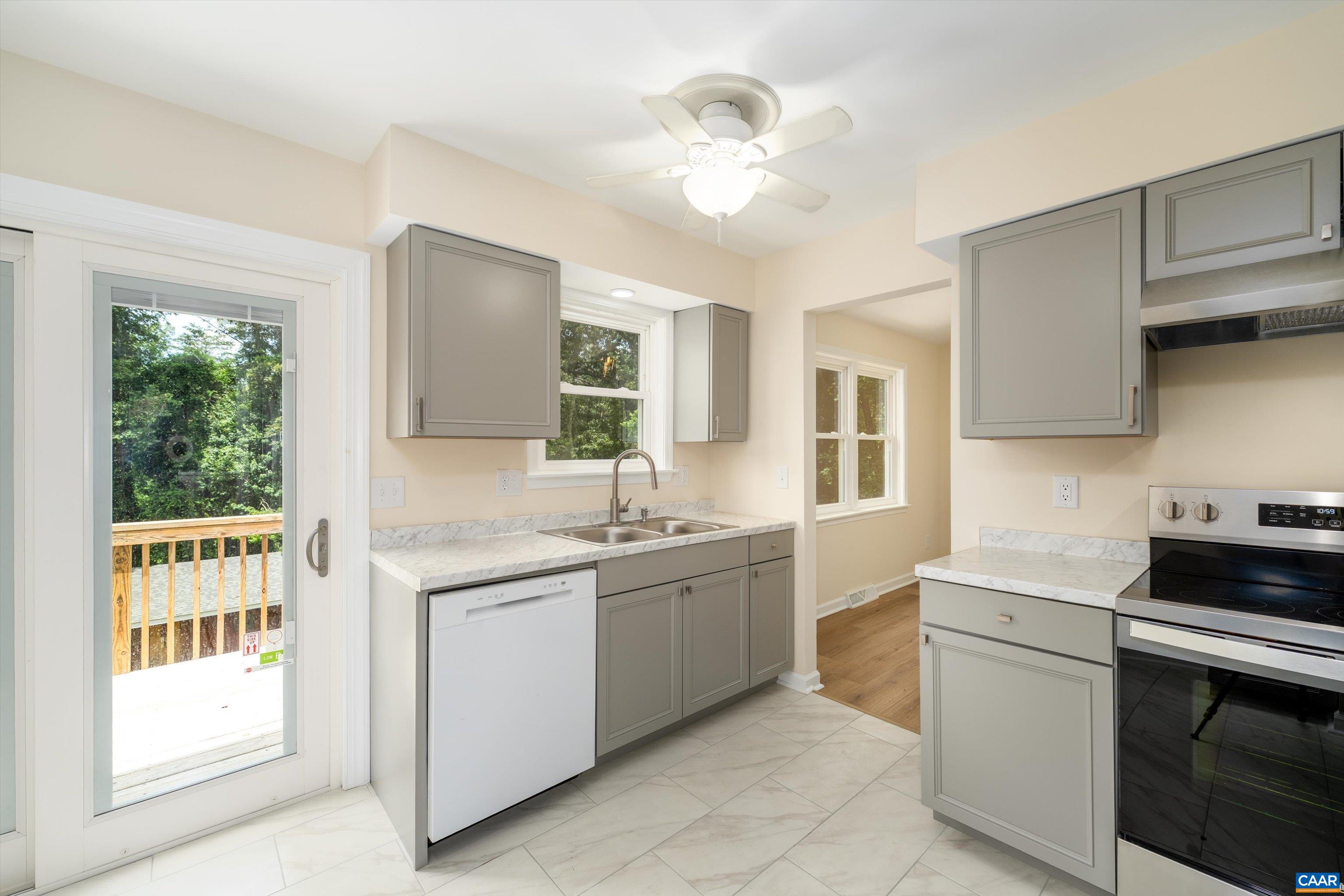 2140 VIBURNUM CT, CHARLOTTESVILLE, Virginia 22911, 5 Bedrooms Bedrooms, ,3 BathroomsBathrooms,Residential,2140 VIBURNUM CT,678126 MLS # 678126