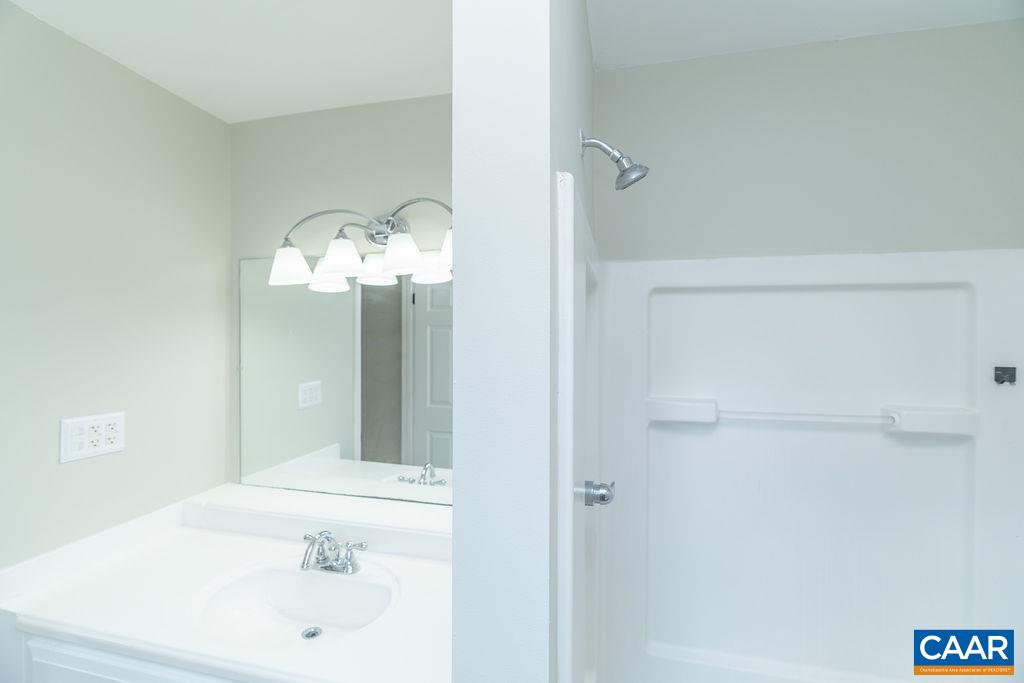 102 DORSET CT, CHARLOTTESVILLE, Virginia 22911, 5 Bedrooms Bedrooms, ,3 BathroomsBathrooms,Residential,102 DORSET CT,678495 MLS # 678495