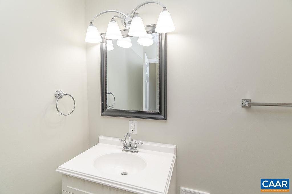 102 DORSET CT, CHARLOTTESVILLE, Virginia 22911, 5 Bedrooms Bedrooms, ,3 BathroomsBathrooms,Residential,102 DORSET CT,678495 MLS # 678495