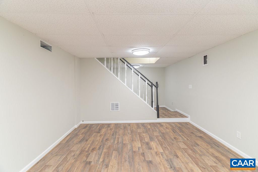 102 DORSET CT, CHARLOTTESVILLE, Virginia 22911, 5 Bedrooms Bedrooms, ,3 BathroomsBathrooms,Residential,102 DORSET CT,678495 MLS # 678495