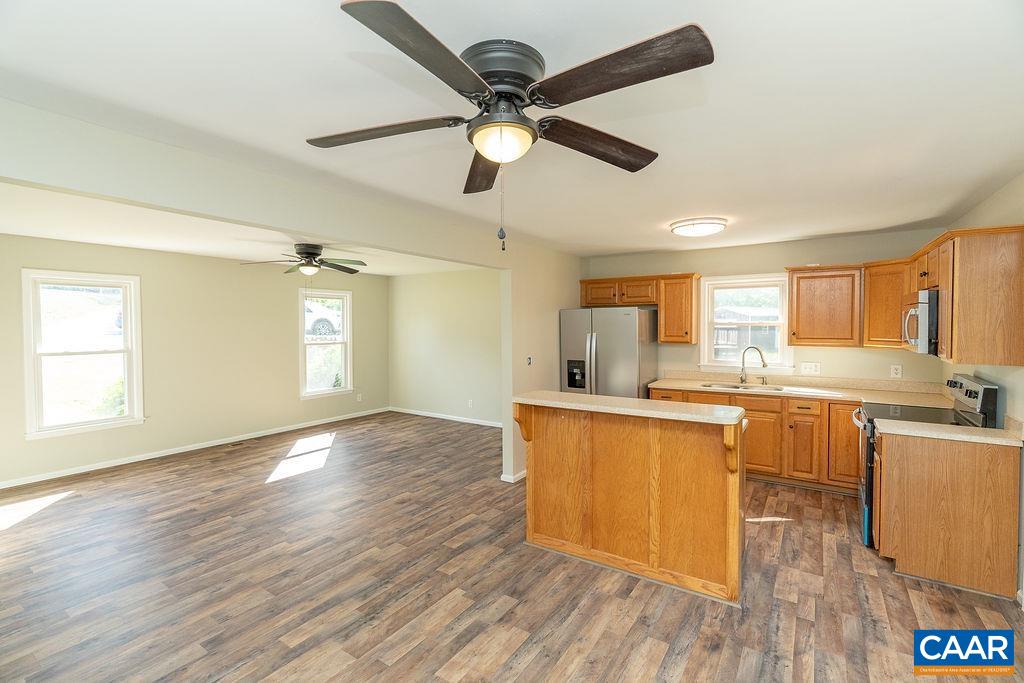 102 DORSET CT, CHARLOTTESVILLE, Virginia 22911, 5 Bedrooms Bedrooms, ,3 BathroomsBathrooms,Residential,102 DORSET CT,678495 MLS # 678495