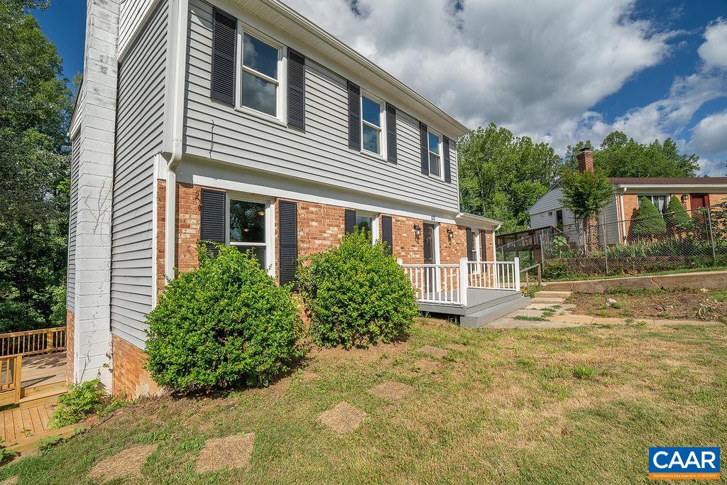 102 DORSET CT, CHARLOTTESVILLE, Virginia 22911, 5 Bedrooms Bedrooms, ,3 BathroomsBathrooms,Residential,102 DORSET CT,678495 MLS # 678495