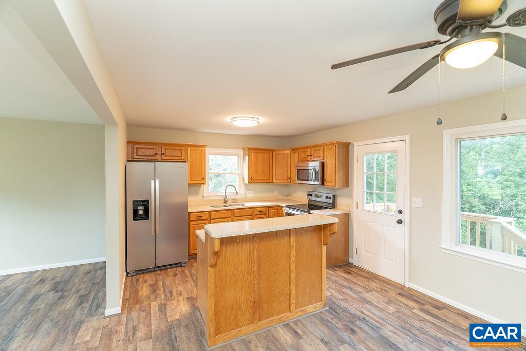 102 DORSET CT, CHARLOTTESVILLE, Virginia 22911, 5 Bedrooms Bedrooms, ,3 BathroomsBathrooms,Residential,102 DORSET CT,678495 MLS # 678495
