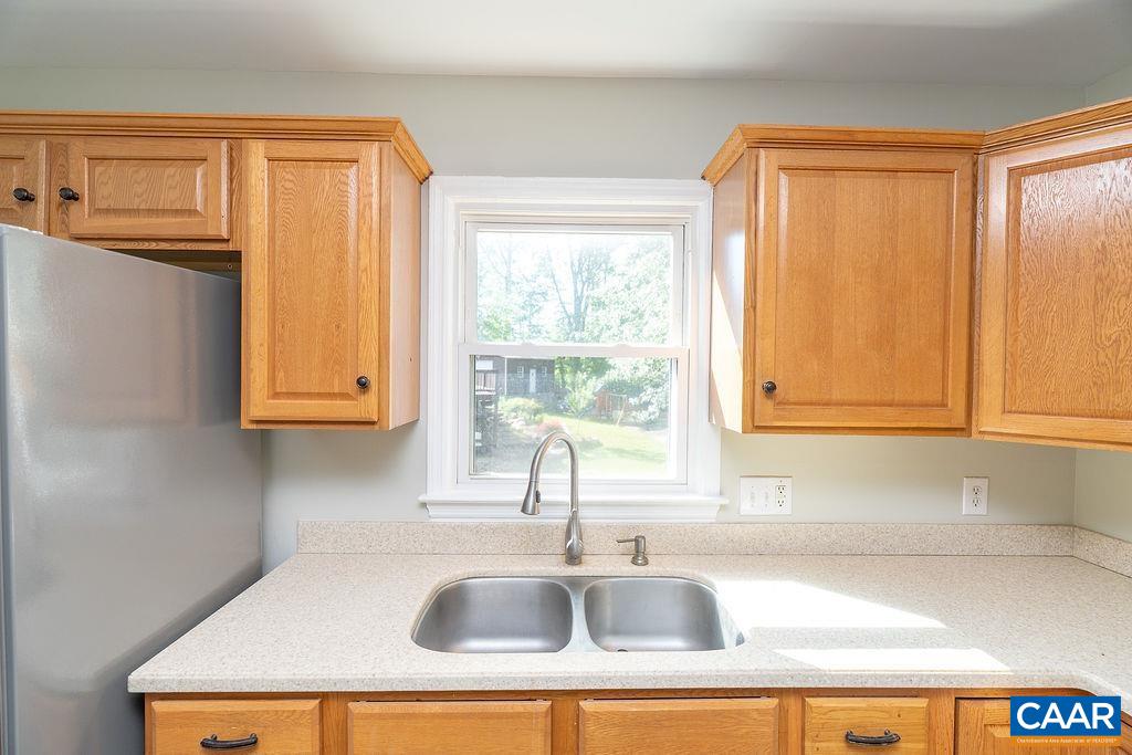 102 DORSET CT, CHARLOTTESVILLE, Virginia 22911, 5 Bedrooms Bedrooms, ,3 BathroomsBathrooms,Residential,102 DORSET CT,678495 MLS # 678495
