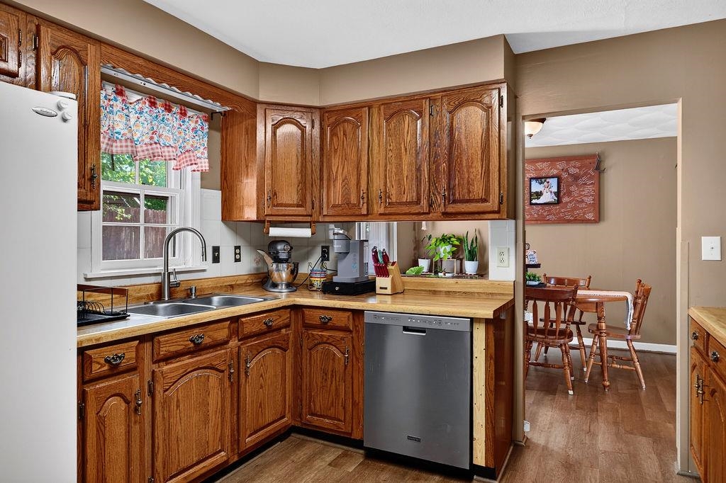 50 MISTY DAWN LN, STAUNTON, Virginia 24401, 3 Bedrooms Bedrooms, ,2 BathroomsBathrooms,Residential,50 MISTY DAWN LN,678497 MLS # 678497 50 MISTY DAWN LN, STAUNTON, Virginia 24401, 3 Bedrooms Bedrooms, ,2 BathroomsBathrooms,Residential,50 MISTY DAWN LN,678497 MLS # 678497