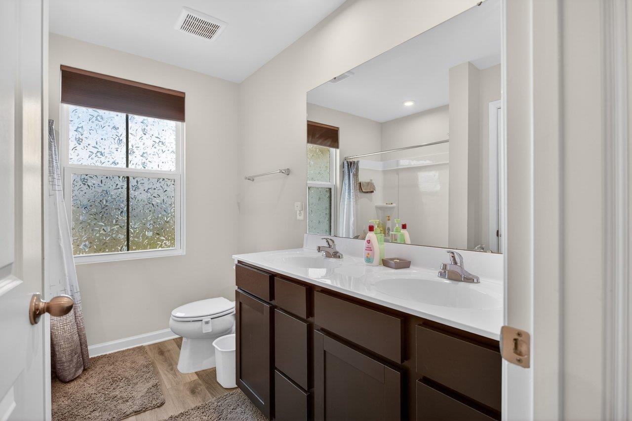 1115 SCRUGGS LN, GROTTOES, Virginia 24441, 4 Bedrooms Bedrooms, ,2 BathroomsBathrooms,Residential,Matthew & Jennifer Diehl,1115 SCRUGGS LN,678513 MLS # 678513 1115 SCRUGGS LN, GROTTOES, Virginia 24441, 4 Bedrooms Bedrooms, ,2 BathroomsBathrooms,Residential,Matthew & Jennifer Diehl,1115 SCRUGGS LN,678513 MLS # 678513