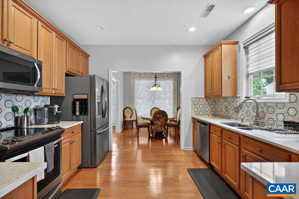 153 DEERWOOD RD, CHARLOTTESVILLE, Virginia 22911, 3 Bedrooms Bedrooms, ,2 BathroomsBathrooms,Residential,153 DEERWOOD RD,678514 MLS # 678514