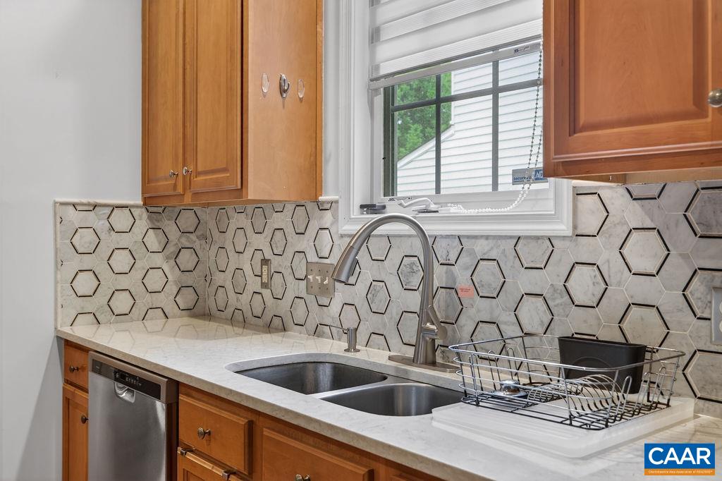 153 DEERWOOD RD, CHARLOTTESVILLE, Virginia 22911, 3 Bedrooms Bedrooms, ,2 BathroomsBathrooms,Residential,153 DEERWOOD RD,678514 MLS # 678514