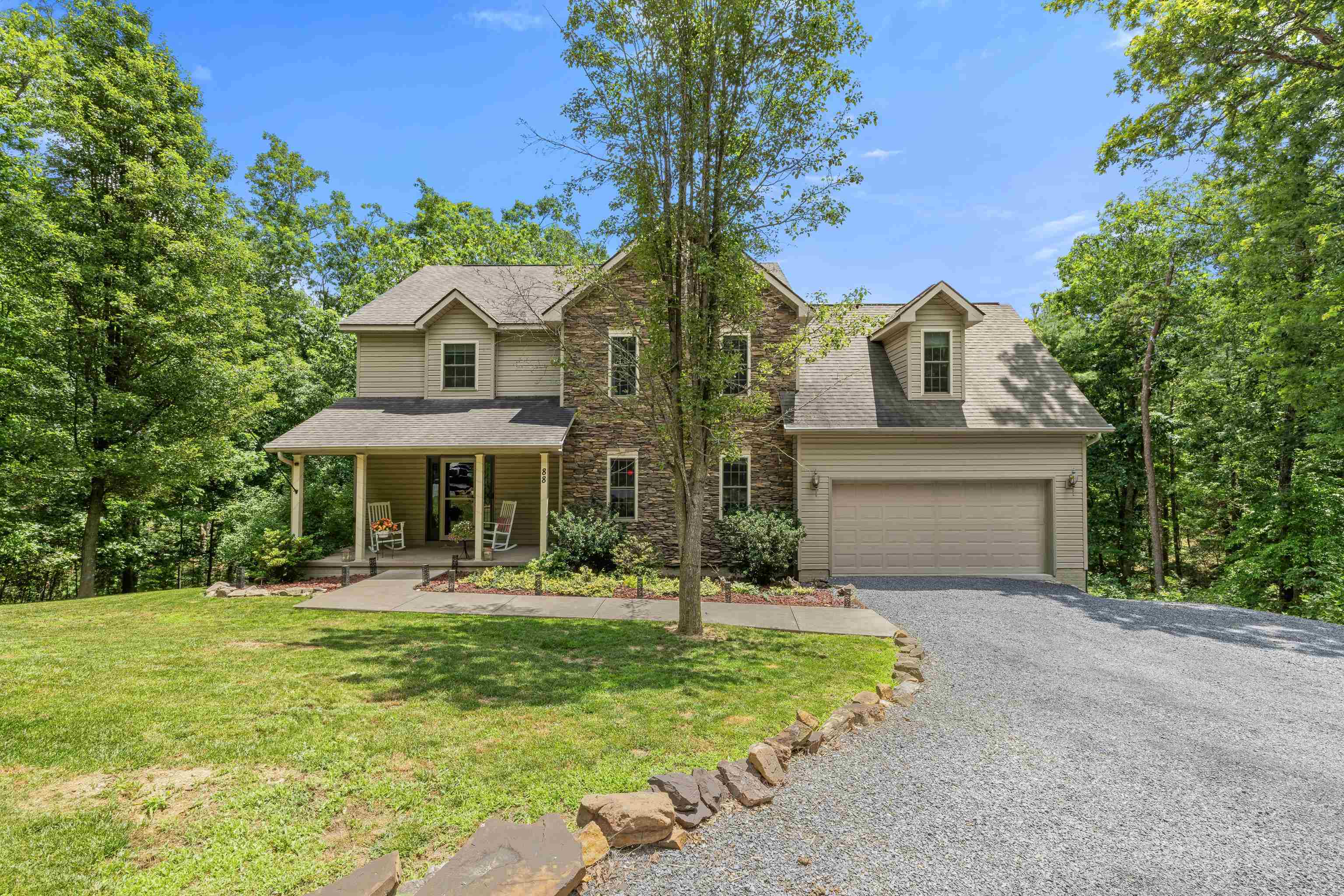 88 PIN OAK LN, MOUNT JACKSON, Virginia 22842, 5 Bedrooms Bedrooms, ,3 BathroomsBathrooms,Residential,88 PIN OAK LN,678522 MLS # 678522 88 PIN OAK LN, MOUNT JACKSON, Virginia 22842, 5 Bedrooms Bedrooms, ,3 BathroomsBathrooms,Residential,88 PIN OAK LN,678522 MLS # 678522