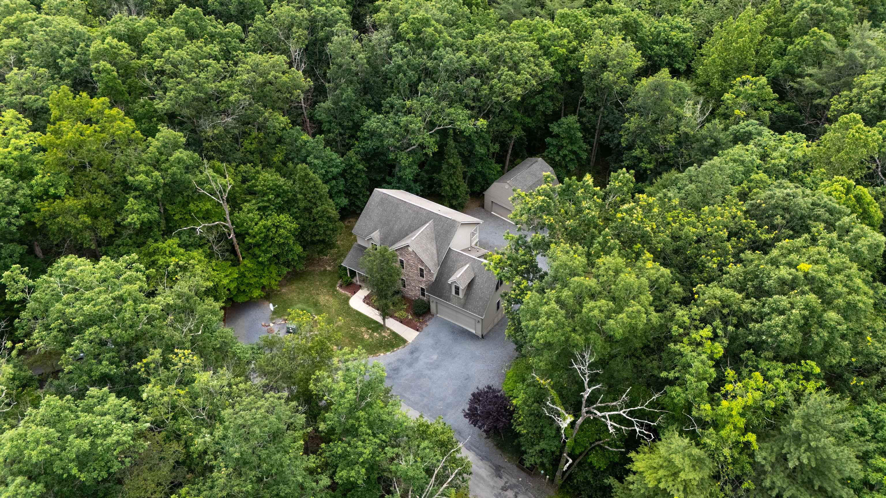 88 PIN OAK LN, MOUNT JACKSON, Virginia 22842, 5 Bedrooms Bedrooms, ,3 BathroomsBathrooms,Residential,88 PIN OAK LN,678522 MLS # 678522 88 PIN OAK LN, MOUNT JACKSON, Virginia 22842, 5 Bedrooms Bedrooms, ,3 BathroomsBathrooms,Residential,88 PIN OAK LN,678522 MLS # 678522