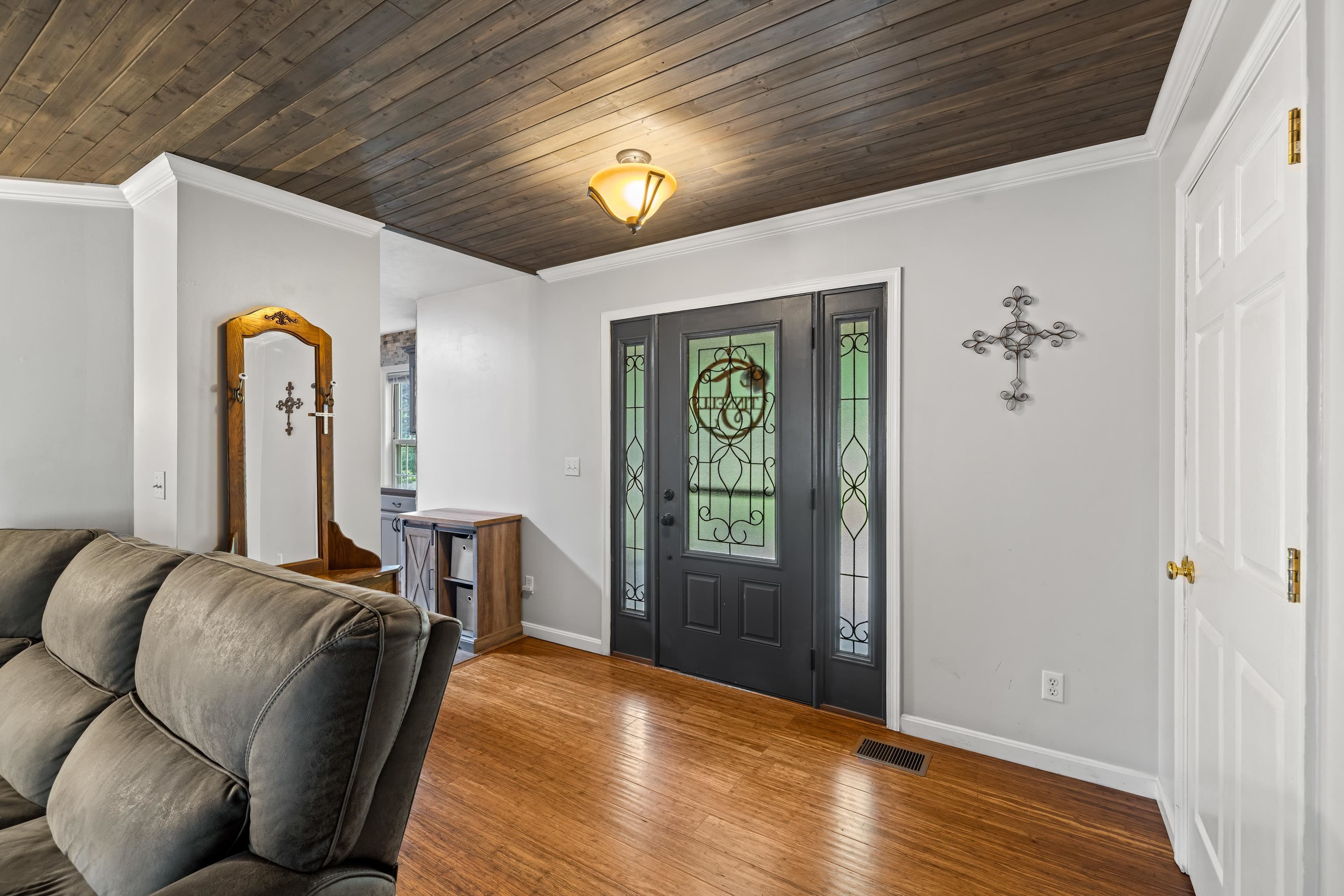 88 PIN OAK LN, MOUNT JACKSON, Virginia 22842, 5 Bedrooms Bedrooms, ,3 BathroomsBathrooms,Residential,88 PIN OAK LN,678522 MLS # 678522 88 PIN OAK LN, MOUNT JACKSON, Virginia 22842, 5 Bedrooms Bedrooms, ,3 BathroomsBathrooms,Residential,88 PIN OAK LN,678522 MLS # 678522