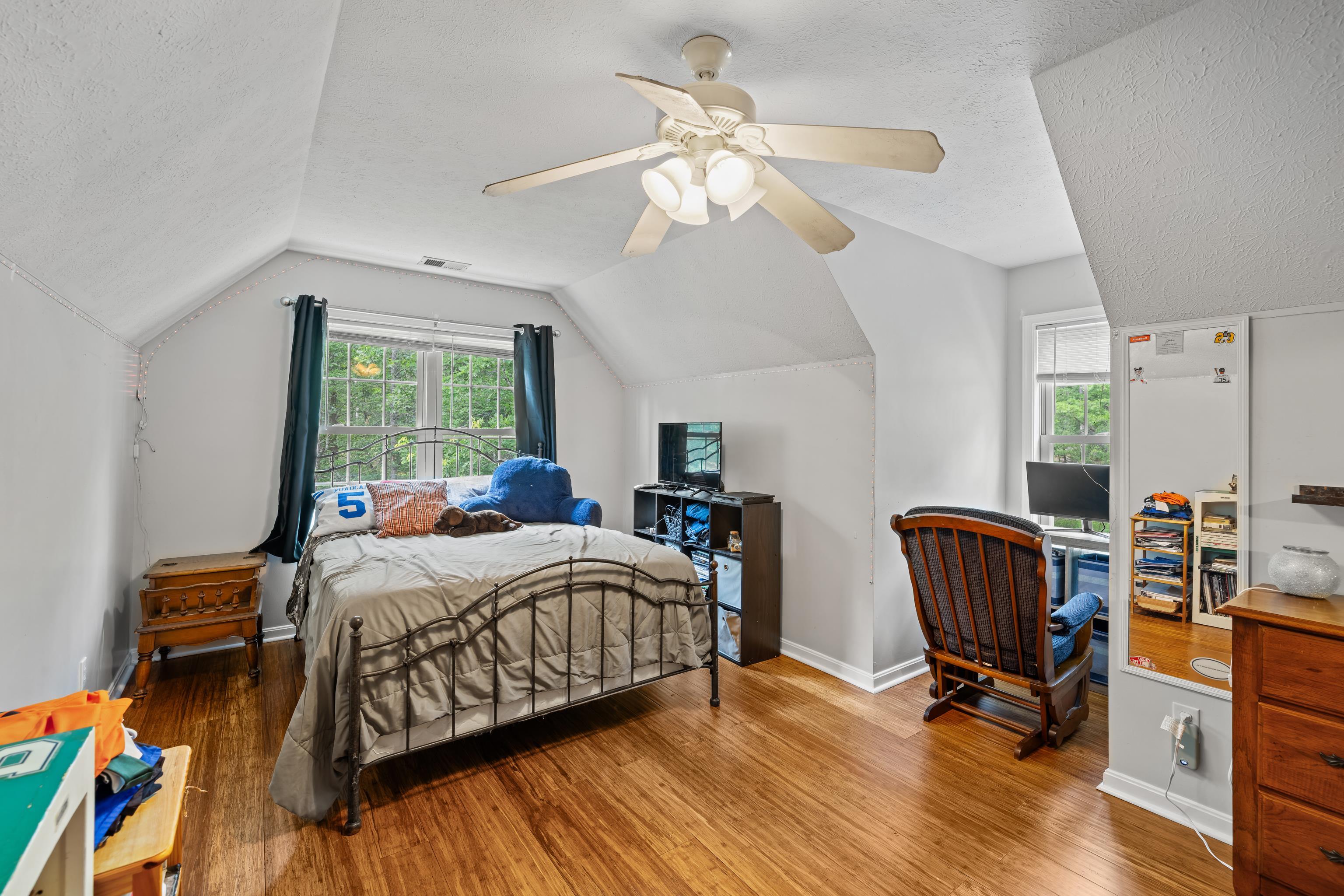 88 PIN OAK LN, MOUNT JACKSON, Virginia 22842, 5 Bedrooms Bedrooms, ,3 BathroomsBathrooms,Residential,88 PIN OAK LN,678522 MLS # 678522 88 PIN OAK LN, MOUNT JACKSON, Virginia 22842, 5 Bedrooms Bedrooms, ,3 BathroomsBathrooms,Residential,88 PIN OAK LN,678522 MLS # 678522
