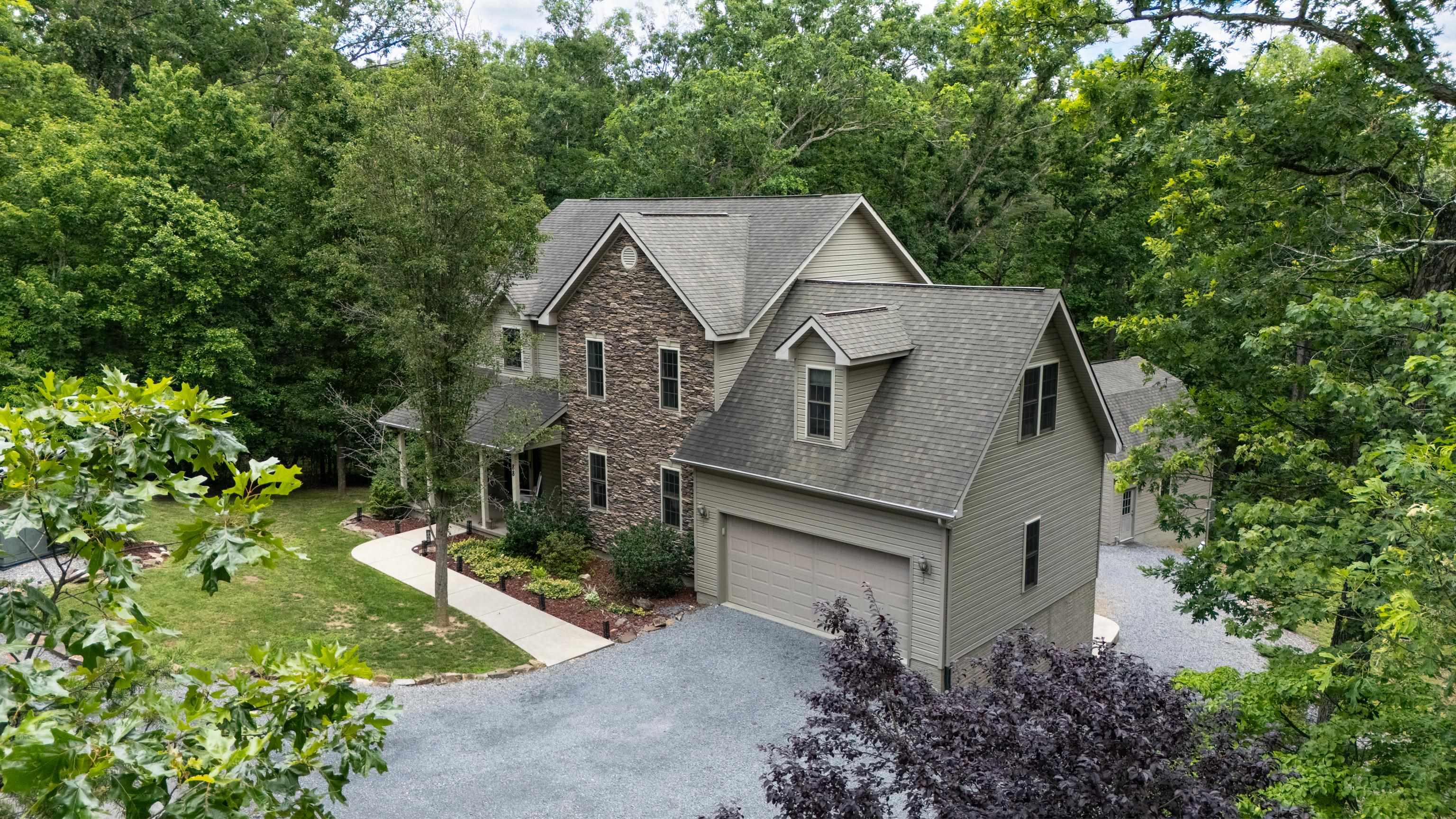 88 PIN OAK LN, MOUNT JACKSON, Virginia 22842, 5 Bedrooms Bedrooms, ,3 BathroomsBathrooms,Residential,88 PIN OAK LN,678522 MLS # 678522 88 PIN OAK LN, MOUNT JACKSON, Virginia 22842, 5 Bedrooms Bedrooms, ,3 BathroomsBathrooms,Residential,88 PIN OAK LN,678522 MLS # 678522