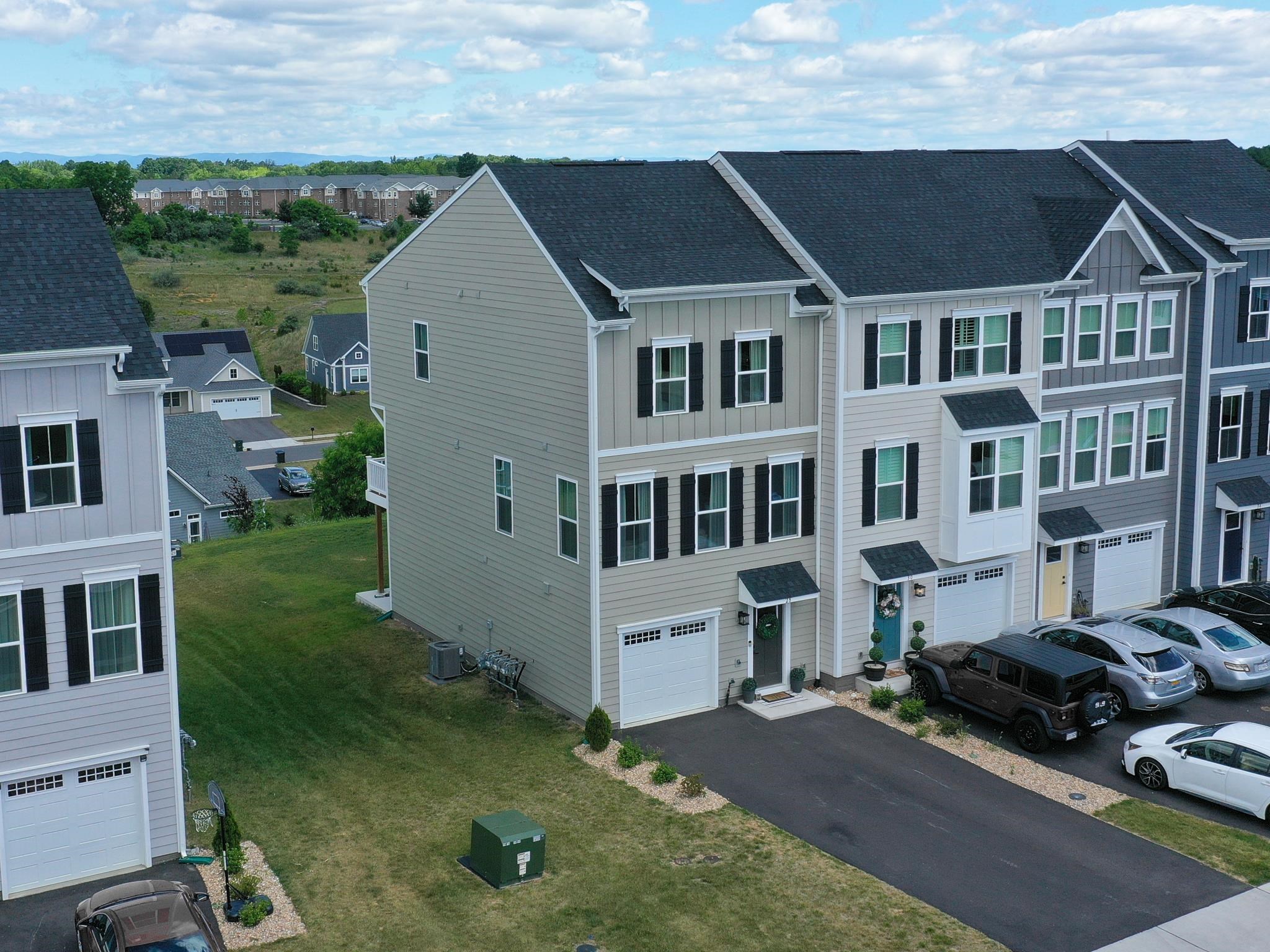 28 IRON HORSE LN, FISHERSVILLE, Virginia 22939, 3 Bedrooms Bedrooms, ,2 BathroomsBathrooms,Residential,28 IRON HORSE LN,678526 MLS # 678526 28 IRON HORSE LN, FISHERSVILLE, Virginia 22939, 3 Bedrooms Bedrooms, ,2 BathroomsBathrooms,Residential,28 IRON HORSE LN,678526 MLS # 678526