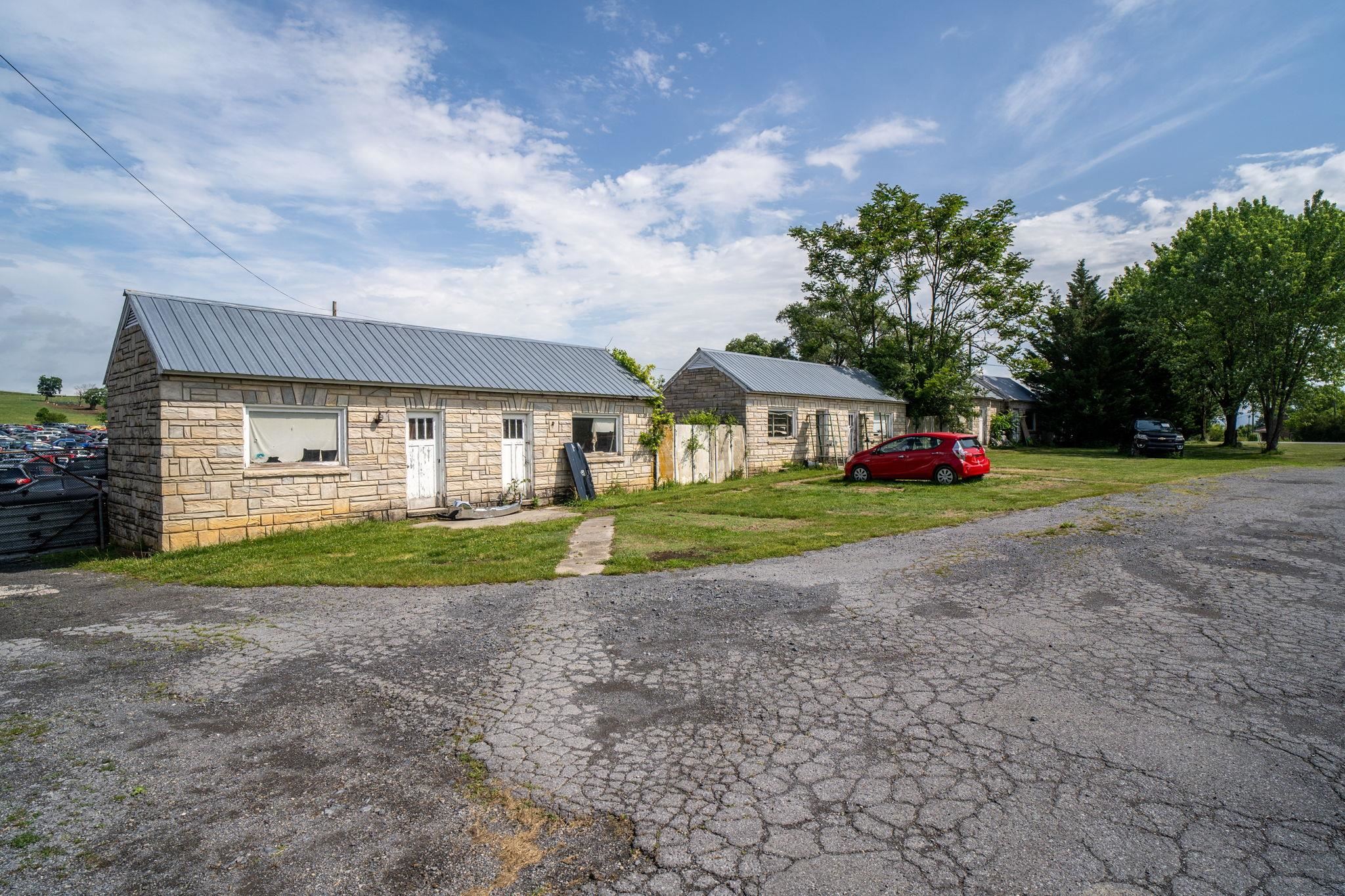 16209 NORTH VALLEY PIKE, NEW MARKET, Virginia 22844, ,Commercial,16209 NORTH VALLEY PIKE,678540 MLS # 678540 16209 NORTH VALLEY PIKE, NEW MARKET, Virginia 22844, ,Commercial,16209 NORTH VALLEY PIKE,678540 MLS # 678540