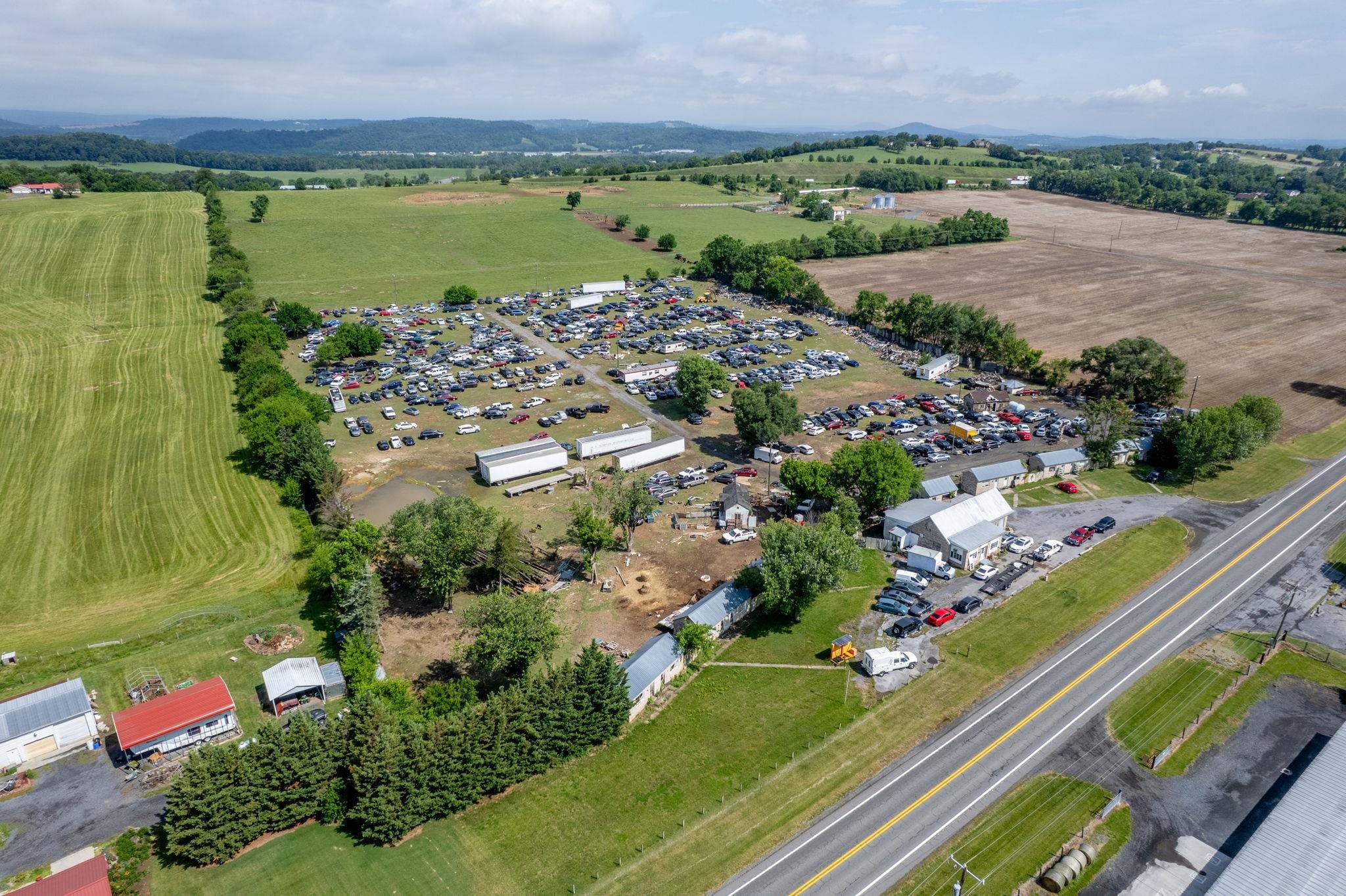 16209 NORTH VALLEY PIKE, NEW MARKET, Virginia 22844, ,Commercial,16209 NORTH VALLEY PIKE,678540 MLS # 678540 16209 NORTH VALLEY PIKE, NEW MARKET, Virginia 22844, ,Commercial,16209 NORTH VALLEY PIKE,678540 MLS # 678540