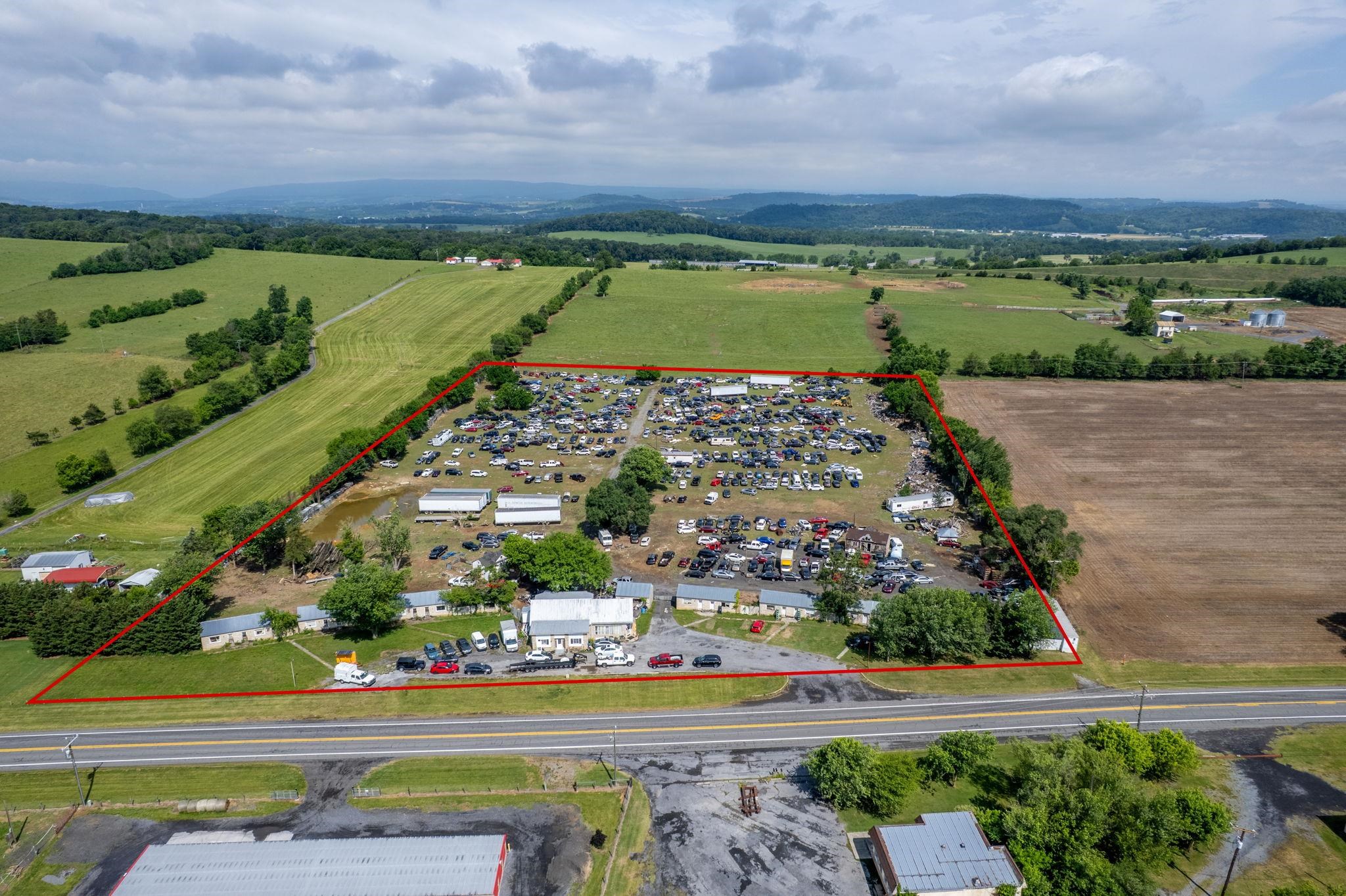 16209 NORTH VALLEY PIKE, NEW MARKET, Virginia 22844, ,Commercial,16209 NORTH VALLEY PIKE,678540 MLS # 678540 16209 NORTH VALLEY PIKE, NEW MARKET, Virginia 22844, ,Commercial,16209 NORTH VALLEY PIKE,678540 MLS # 678540