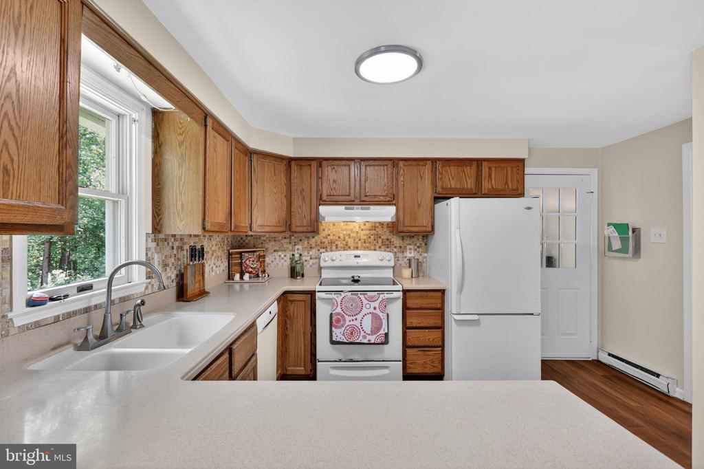 1308 KRISTIN LN, AMISSVILLE, Virginia 20106, 3 Bedrooms Bedrooms, ,2 BathroomsBathrooms,Residential,1308 KRISTIN LN,VACU2013526 MLS # VACU2013526