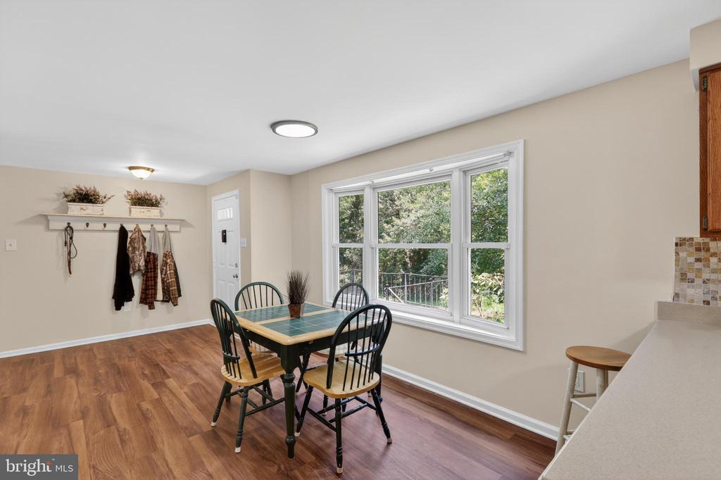 1308 KRISTIN LN, AMISSVILLE, Virginia 20106, 3 Bedrooms Bedrooms, ,2 BathroomsBathrooms,Residential,1308 KRISTIN LN,VACU2013526 MLS # VACU2013526