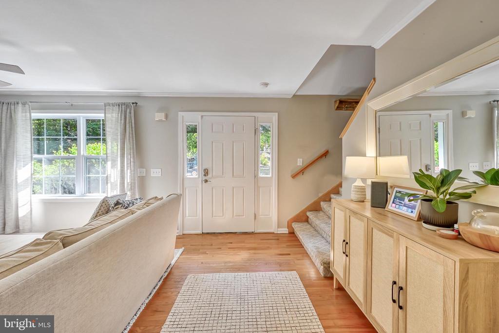 197 SHANNON GLEN CT, LOUISA, Virginia 23093, 5 Bedrooms Bedrooms, ,3 BathroomsBathrooms,Residential,197 SHANNON GLEN CT,VALA2010046 MLS # VALA2010046