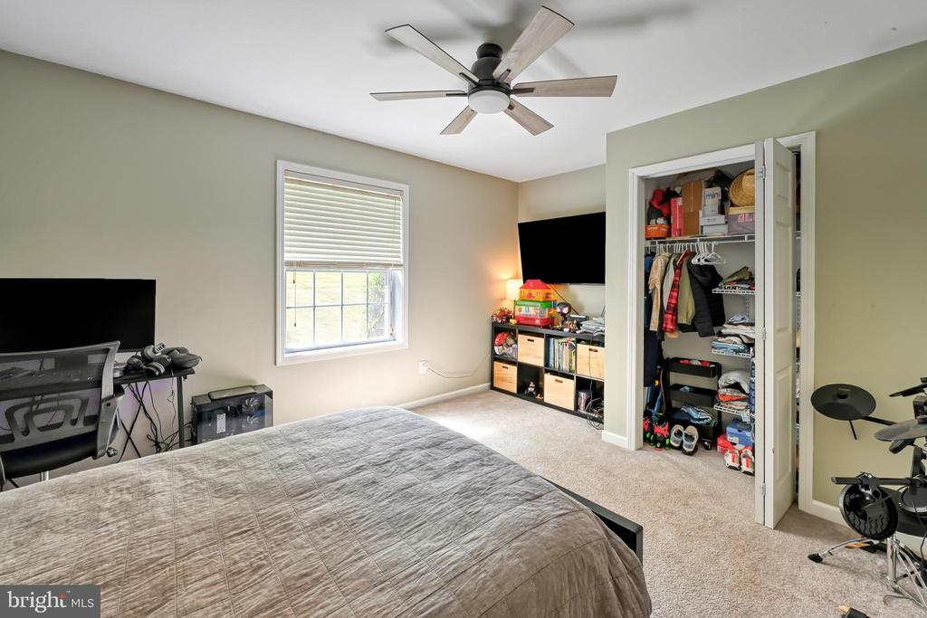 197 SHANNON GLEN CT, LOUISA, Virginia 23093, 5 Bedrooms Bedrooms, ,3 BathroomsBathrooms,Residential,197 SHANNON GLEN CT,VALA2010046 MLS # VALA2010046