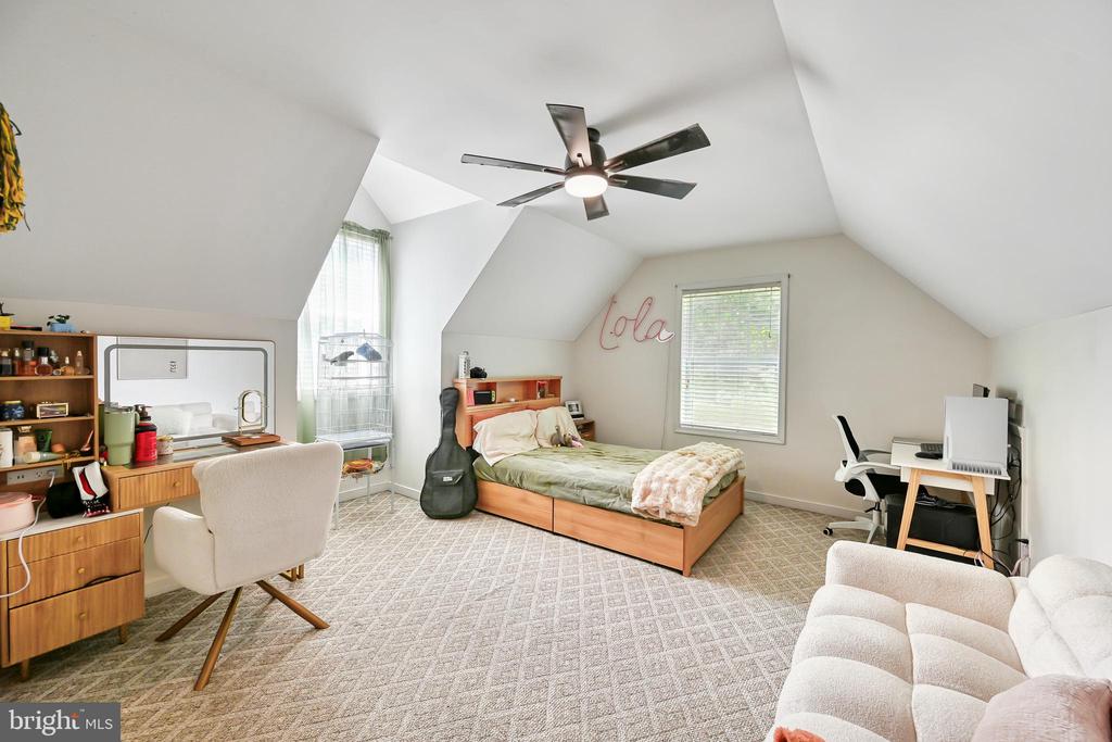 197 SHANNON GLEN CT, LOUISA, Virginia 23093, 5 Bedrooms Bedrooms, ,3 BathroomsBathrooms,Residential,197 SHANNON GLEN CT,VALA2010046 MLS # VALA2010046