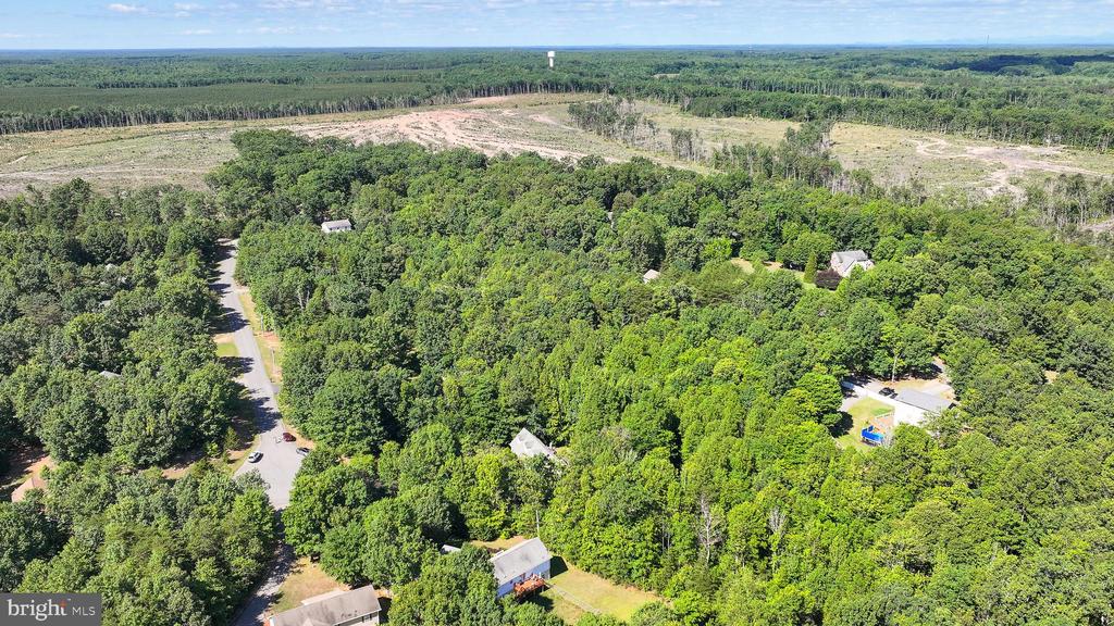197 SHANNON GLEN CT, LOUISA, Virginia 23093, 5 Bedrooms Bedrooms, ,3 BathroomsBathrooms,Residential,197 SHANNON GLEN CT,VALA2010046 MLS # VALA2010046