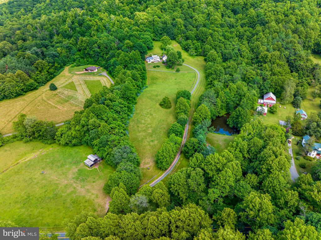 4028 S F T VALLEY RD, ETLAN, Virginia 22719, 5 Bedrooms Bedrooms, ,5 BathroomsBathrooms,Residential,4028 S F T VALLEY RD,VAMA2002818 MLS # VAMA2002818 4028 S F T VALLEY RD, ETLAN, Virginia 22719, 5 Bedrooms Bedrooms, ,5 BathroomsBathrooms,Residential,4028 S F T VALLEY RD,VAMA2002818 MLS # VAMA2002818