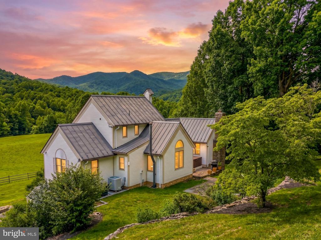4028 S F T VALLEY RD, ETLAN, Virginia 22719, 5 Bedrooms Bedrooms, ,5 BathroomsBathrooms,Residential,4028 S F T VALLEY RD,VAMA2002818 MLS # VAMA2002818 4028 S F T VALLEY RD, ETLAN, Virginia 22719, 5 Bedrooms Bedrooms, ,5 BathroomsBathrooms,Residential,4028 S F T VALLEY RD,VAMA2002818 MLS # VAMA2002818